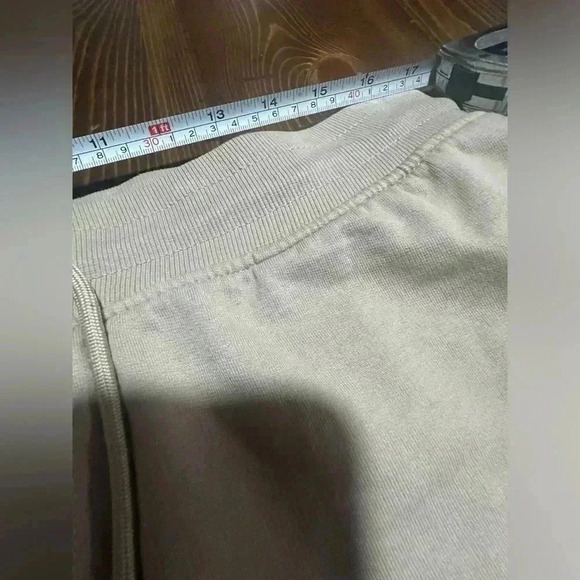 Weekend Offender Shorts Size 34 Medium EUC - Picture 5 of 7